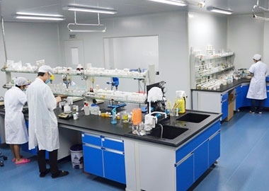 上?；瘖y品工廠 專業生產與制造的魅力與實力