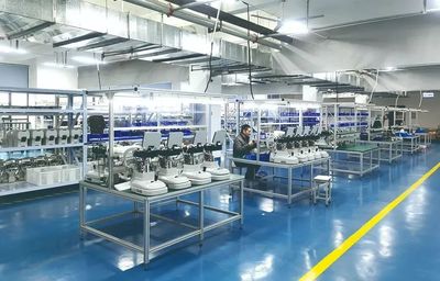 改作風(fēng)辦實(shí)事優(yōu)環(huán)境拼出一個(gè)新銅陵丨巨目光學(xué):立足研發(fā)成為行業(yè)“黑馬” 深耕化妝品制造新藍(lán)海